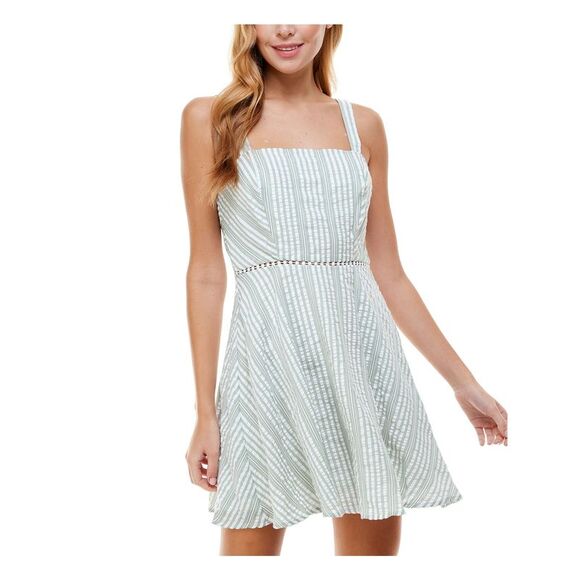 CITY STUDIO Dresses & Skirts - CITY STUDIO Womens Short Dress Green Sleeveless Bow At Back Juniors 11